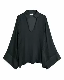 By Malene Birger Blus Lomaria Svart