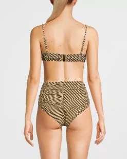 By Malene Birger Bikinibyxa Tinah Diagonal Stripe -By Malene Birger Affär 61654184 60523888 qr1 4