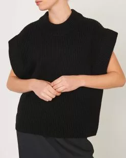 By Malene Birger Ullväst Farima Svart