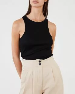 By Malene Birger Topp Amieeh Svart