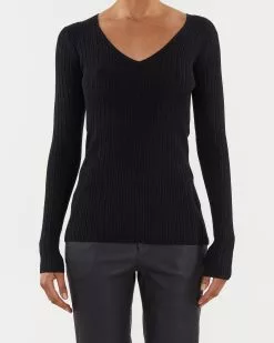 By Malene Birger Topp Billey Svart 8 By Malene Birger Topp Billey Svart -By Malene Birger Affär product image 168815 000 001