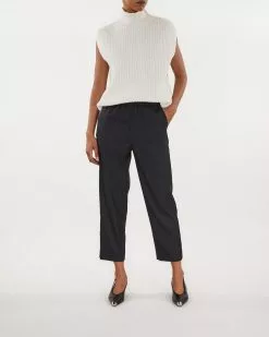 By Malene Birger Remi Svart